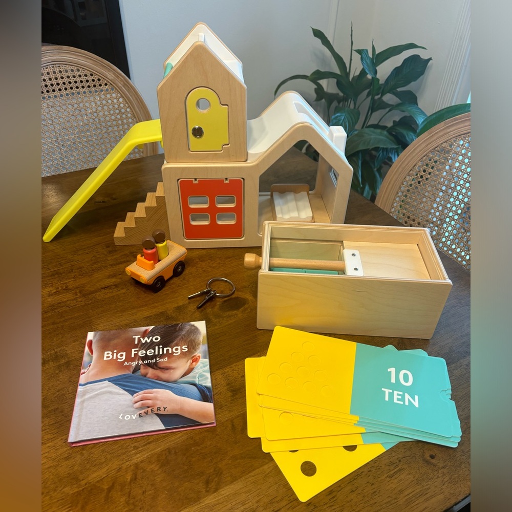 Lovevery house and toys